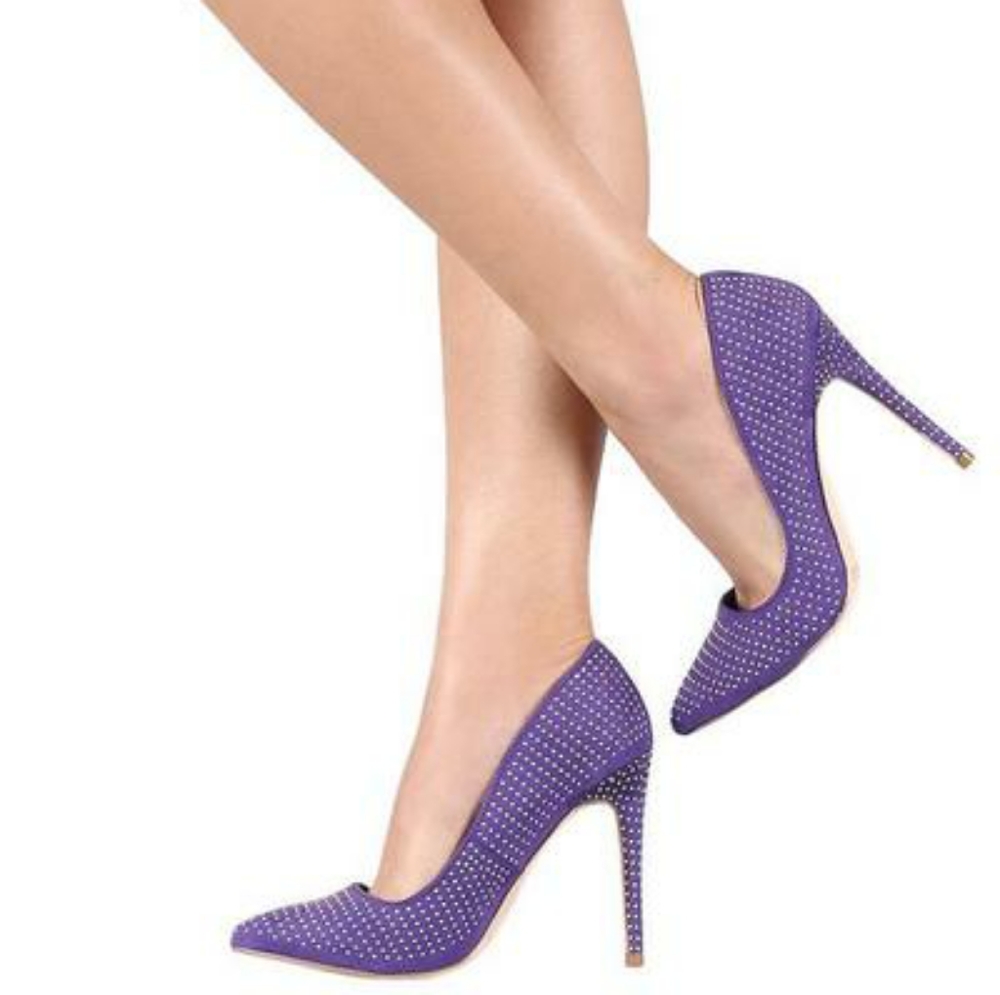 Lavender Studded Pump